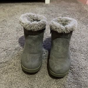 Cat and Jack girls size 13 boots